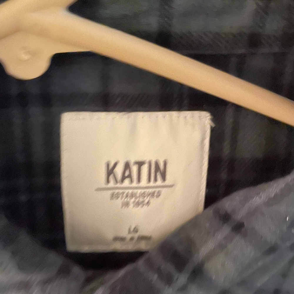 Barely worn button down flannel